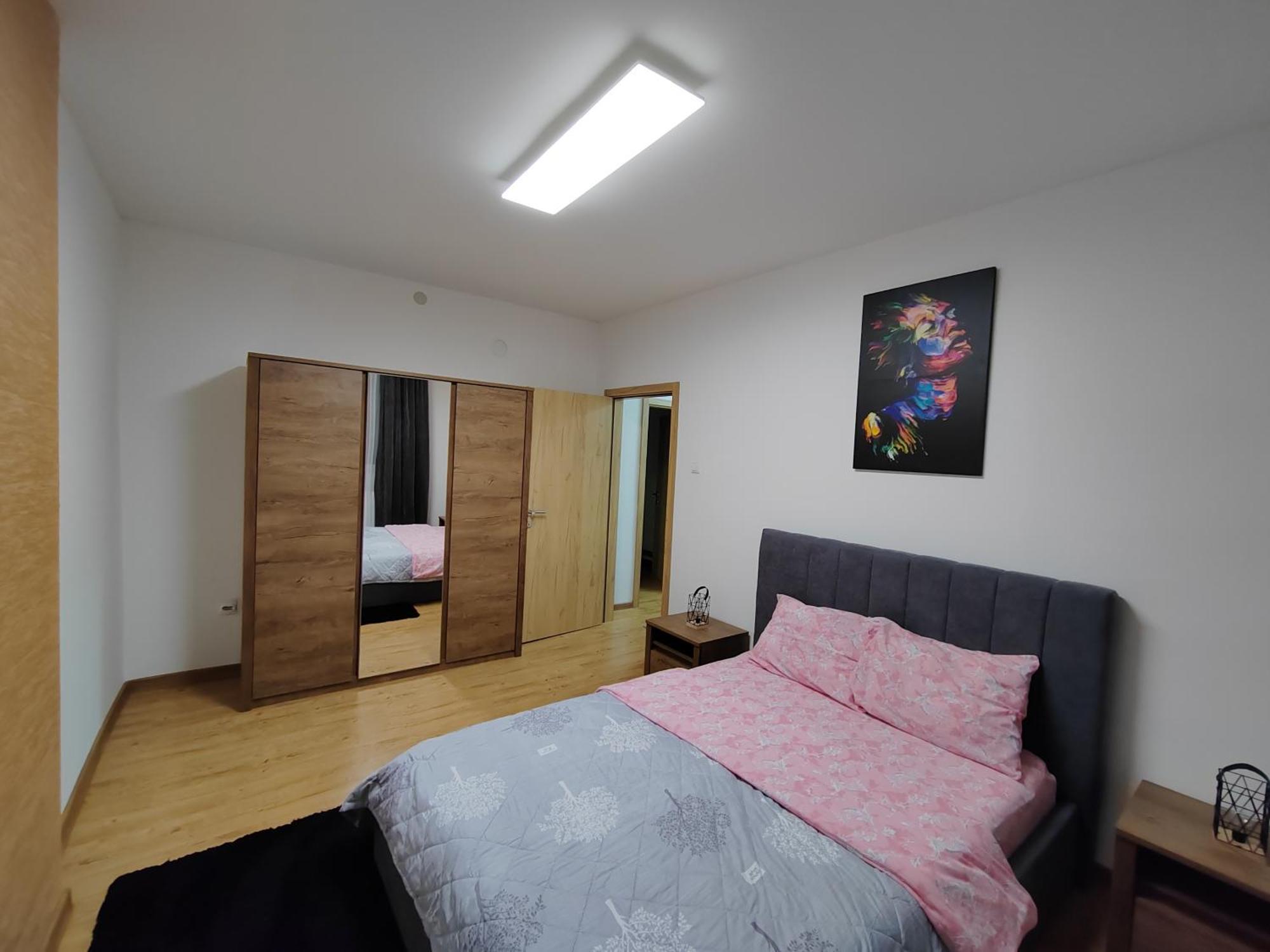Golden Royal Apartman Kragujevac Kültér fotó